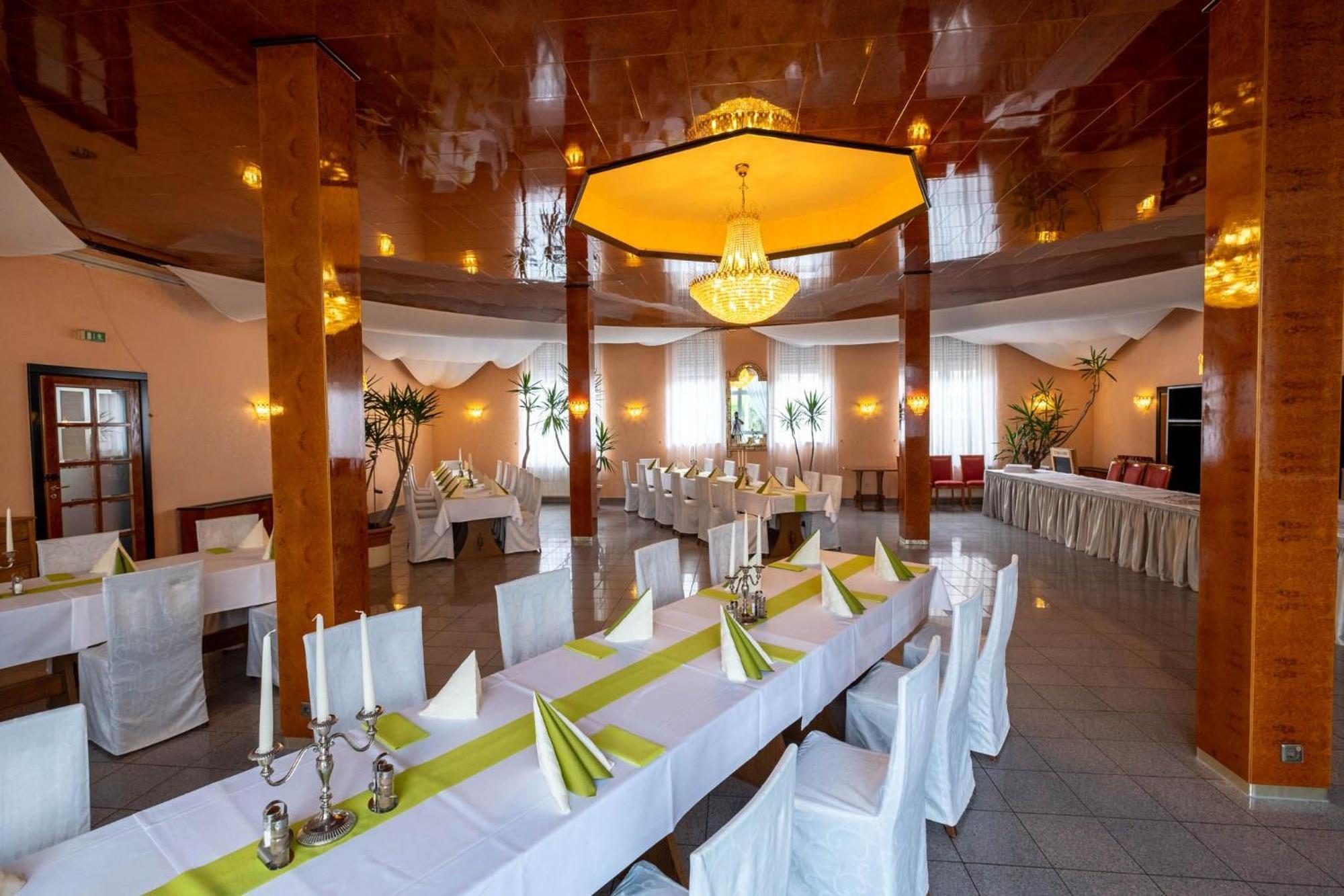 Kraichtaler Hof Hotel Eksteriør billede