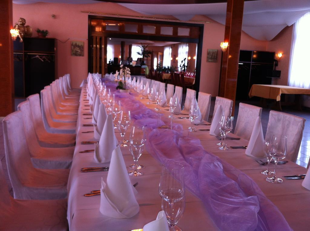 Kraichtaler Hof Hotel Eksteriør billede